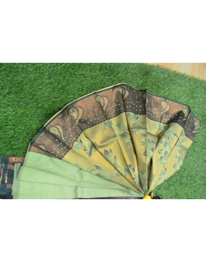 Lavish Green &amp; Purple Fancy Silk